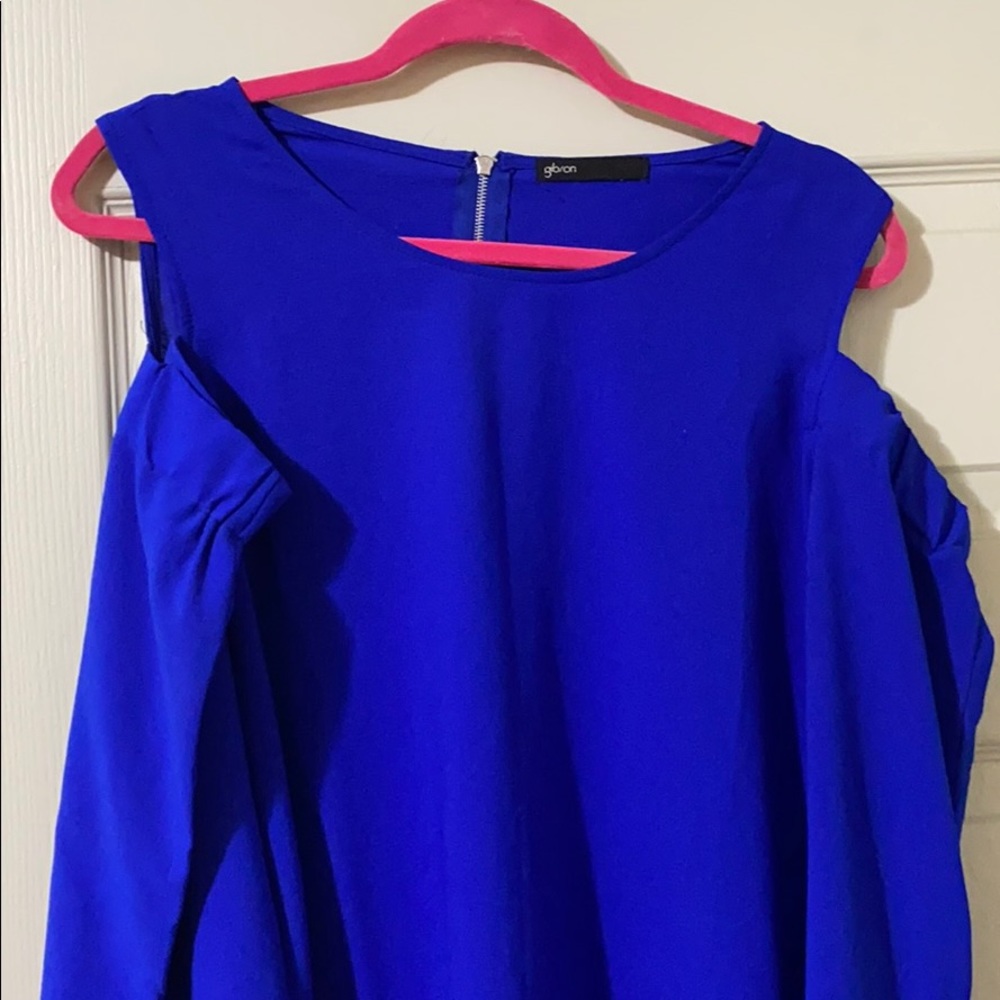 Cold shoulder blouse - Picture 3 of 3